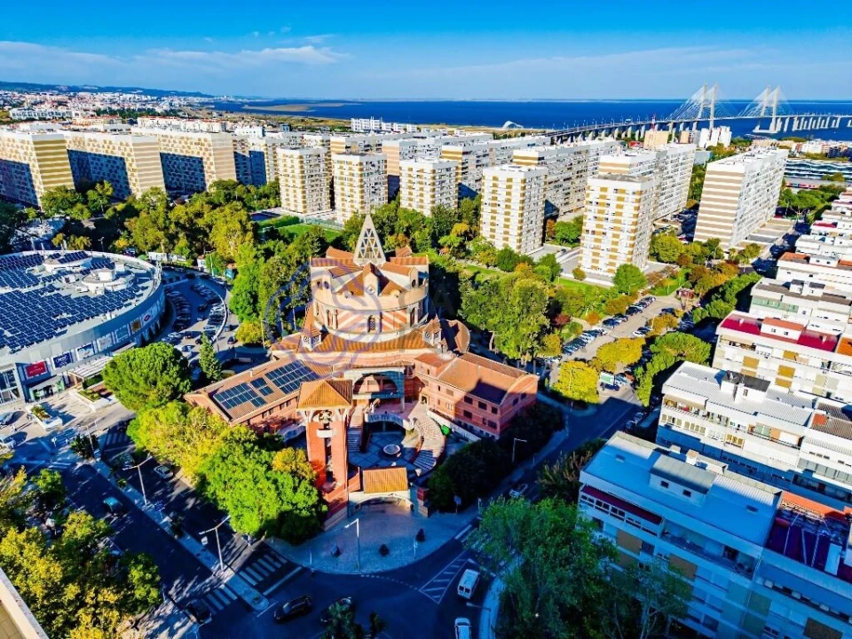 Apartamento T3 para Arrendamento em Moscavide e Portela Foto 19