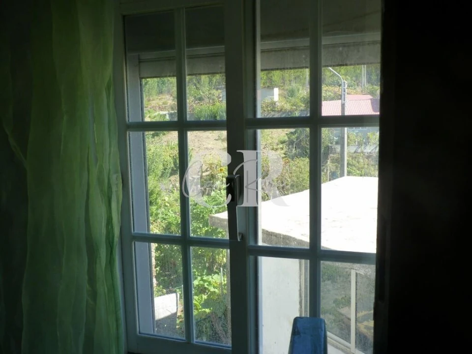 Moradia T3 para Venda em Alvares Foto 16