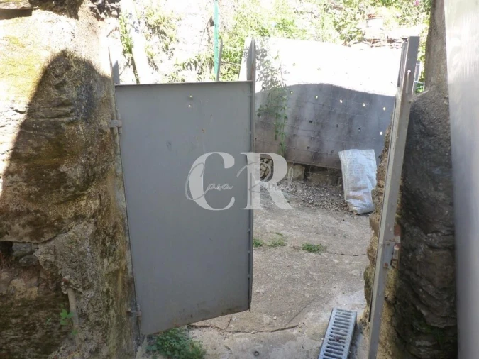 Moradia T3 para Venda em Alvares Foto 51