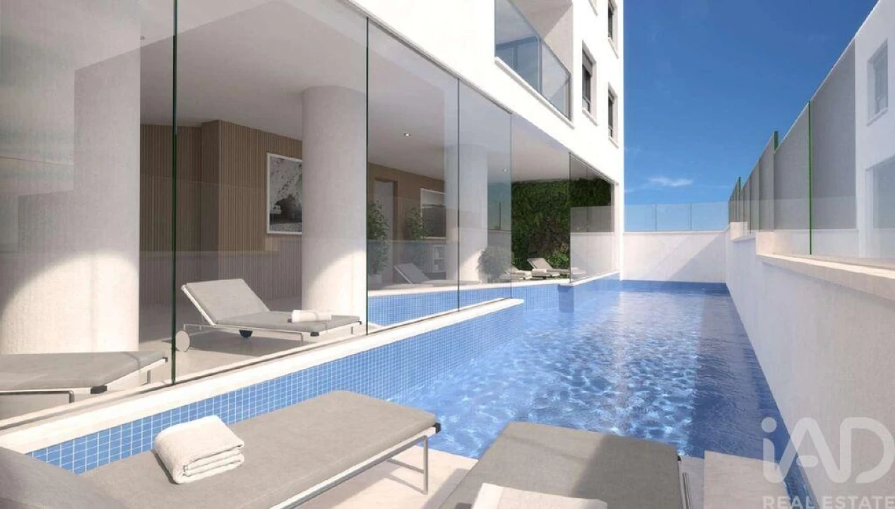 Apartamento T3 para Venda em Portimão Foto 9
