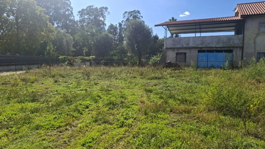 Terreno para Venda em Barreiros Foto 2