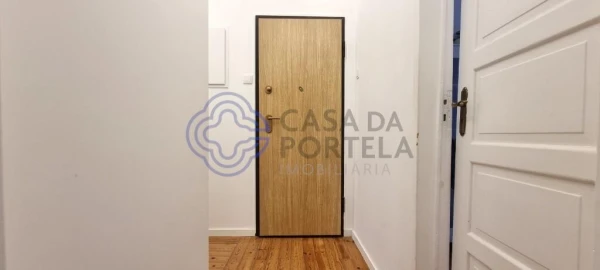 Apartamento T2 para Venda em Falagueira-Venda Nova