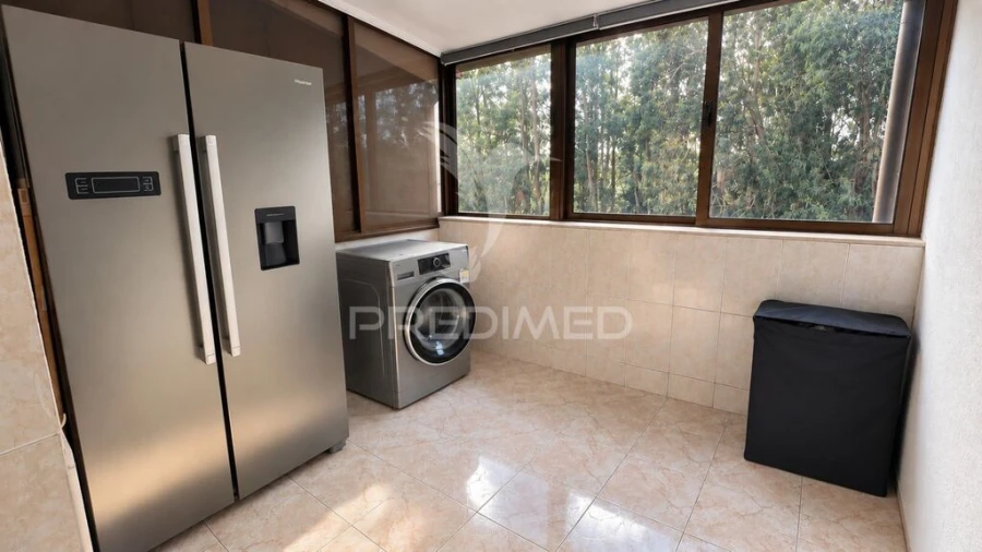 Apartamento T2 para Venda em Campanhã Foto 4