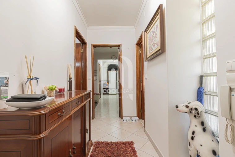 Apartamento T4 para Venda em Caparica e Trafaria Foto 14
