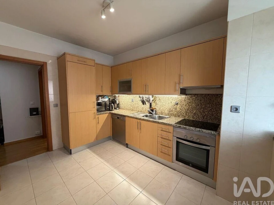 Apartamento T2 para Venda em Rio Tinto Foto 2