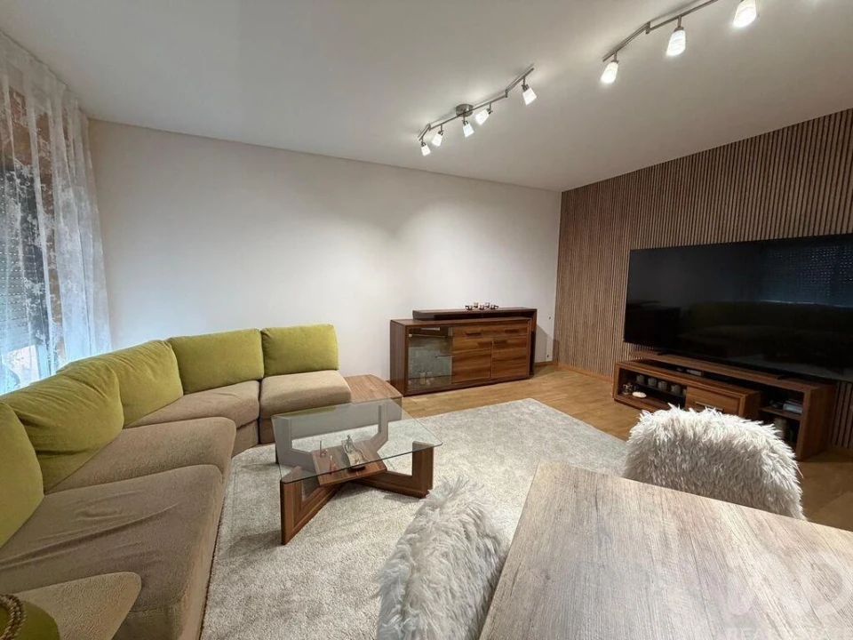 Apartamento T2 para Venda em Rio Tinto Foto 11