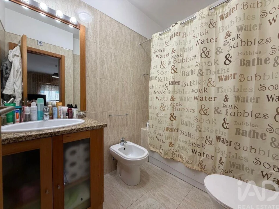 Apartamento T2 para Venda em Rio Tinto Foto 9