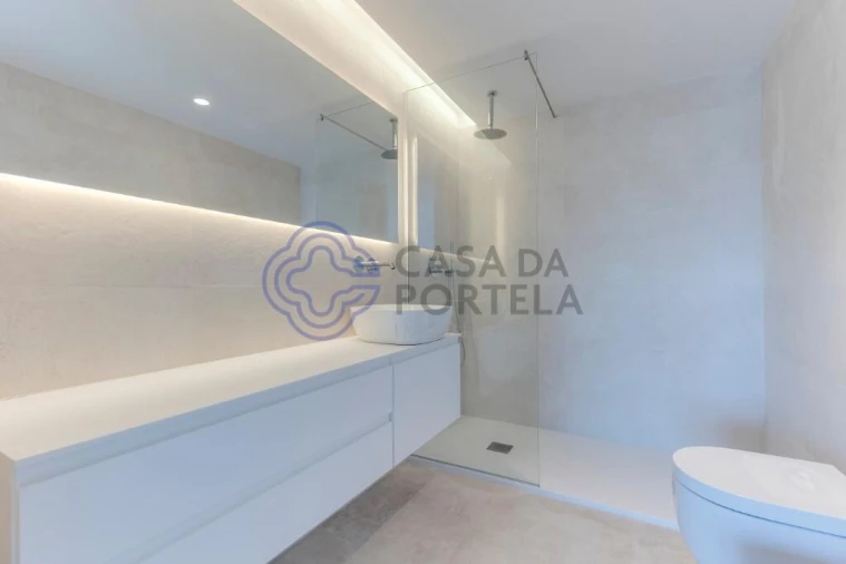 Apartamento T3 para Venda em Mafamude e Vilar do Paraíso Foto 12