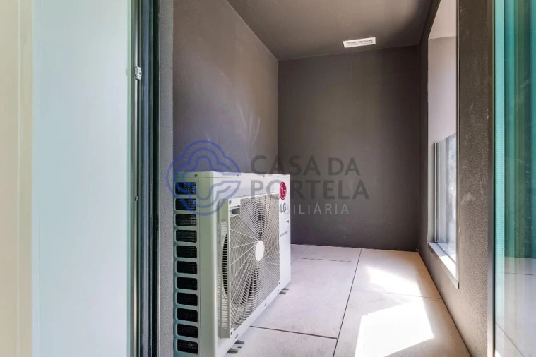 Apartamento T3 para Venda em Mafamude e Vilar do Paraíso Foto 24