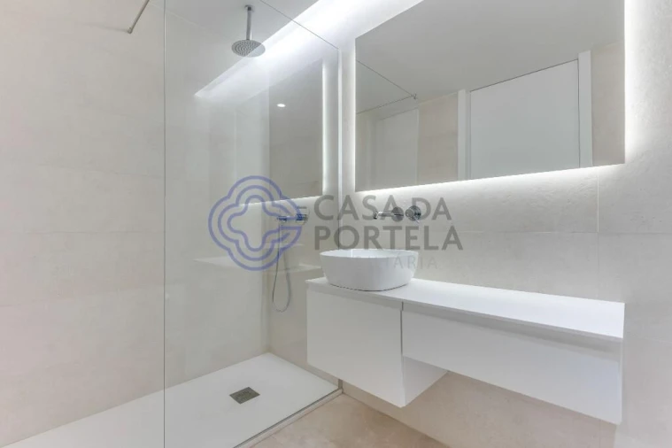 Apartamento T3 para Venda em Mafamude e Vilar do Paraíso Foto 30