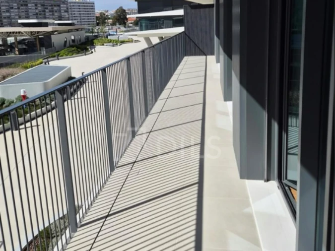 Apartamento T2 para Venda em Lumiar Foto 5