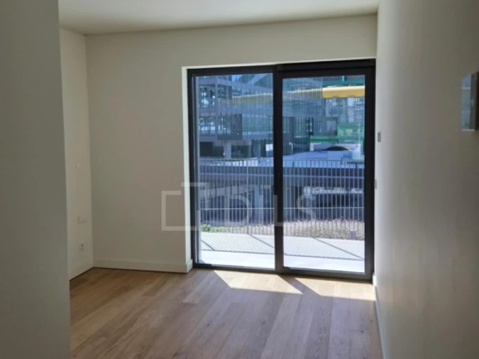 Apartamento T2 para Venda em Lumiar Foto 8