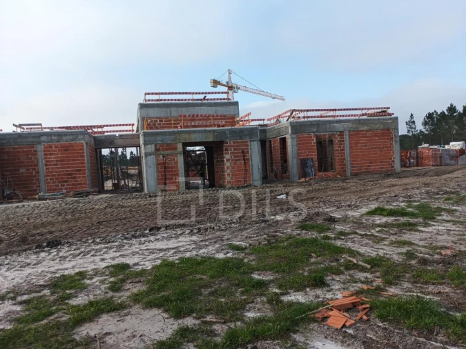Moradia T4 para Venda em Grândola e Santa Margarida da Serra Foto 8