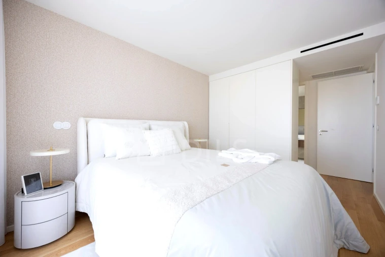 Apartamento T3 para Venda em Faro (Sé e São Pedro) Foto 8