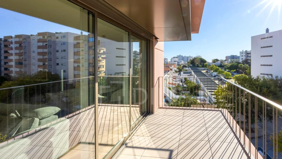 Apartamento T3 para Venda em Faro (Sé e São Pedro)
