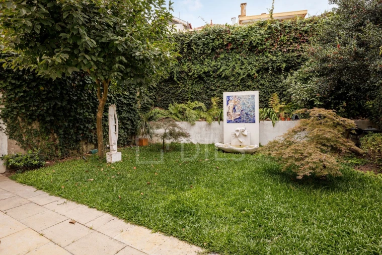 Moradia T4 para Venda em Aldoar, Foz do Douro e Nevogilde Foto 41