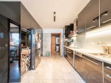 Apartamento T3 para Venda em Aldoar, Foz do Douro e Nevogilde