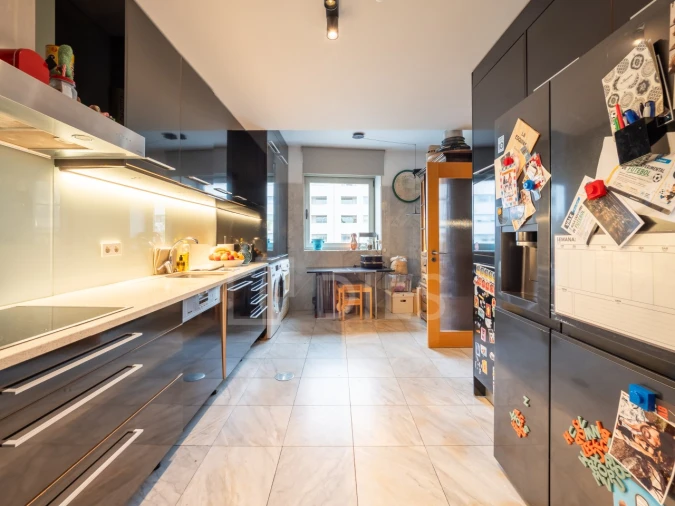 Apartamento T3 para Venda em Aldoar, Foz do Douro e Nevogilde Foto 5
