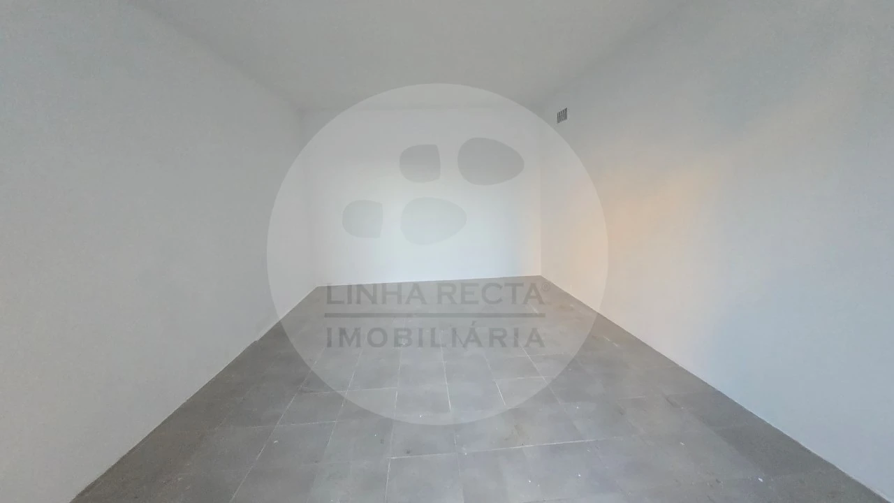 Garagem para Venda em União das Freguesias de Setúbal Foto 5