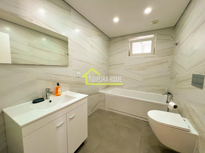 Apartamento T3 para Venda em Buarcos Foto 11