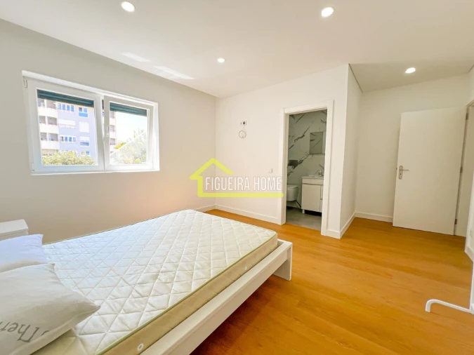 Apartamento T3 para Venda em Buarcos Foto 12