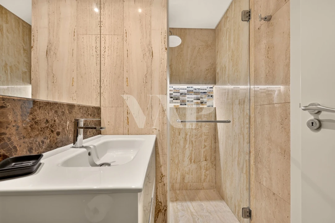 Apartamento T2 para Venda em Quarteira Foto 18