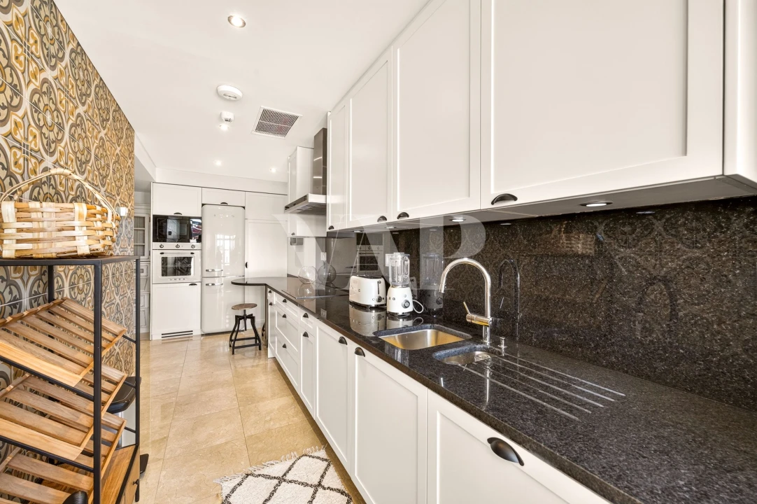 Apartamento T2 para Venda em Quarteira Foto 9