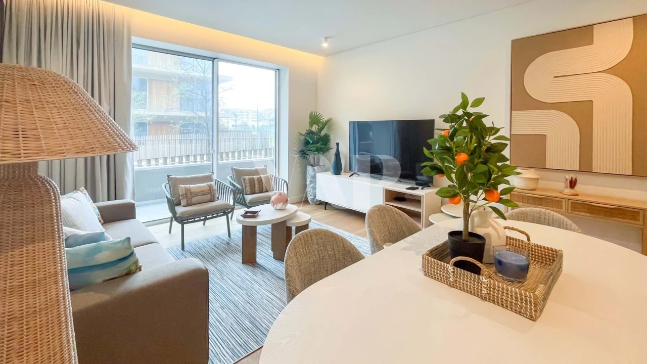 Apartamento T2 para Venda em Quarteira Foto 9