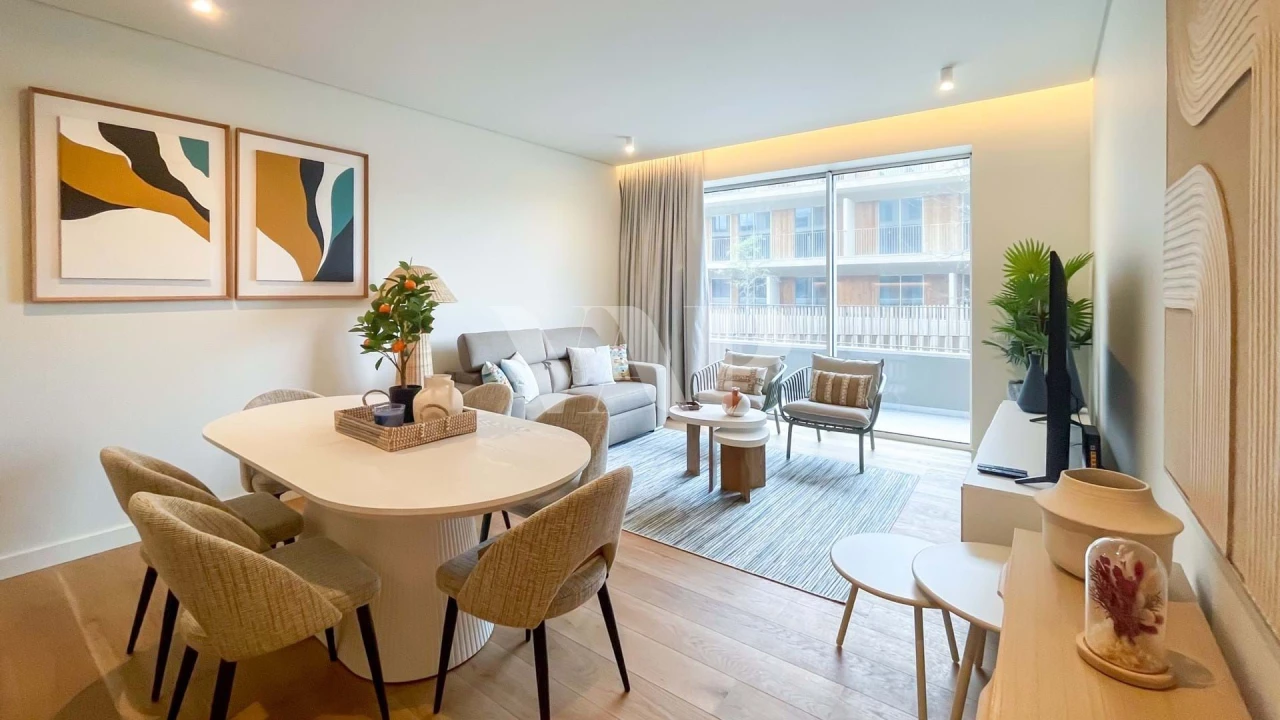 Apartamento T2 para Venda em Quarteira Foto 2