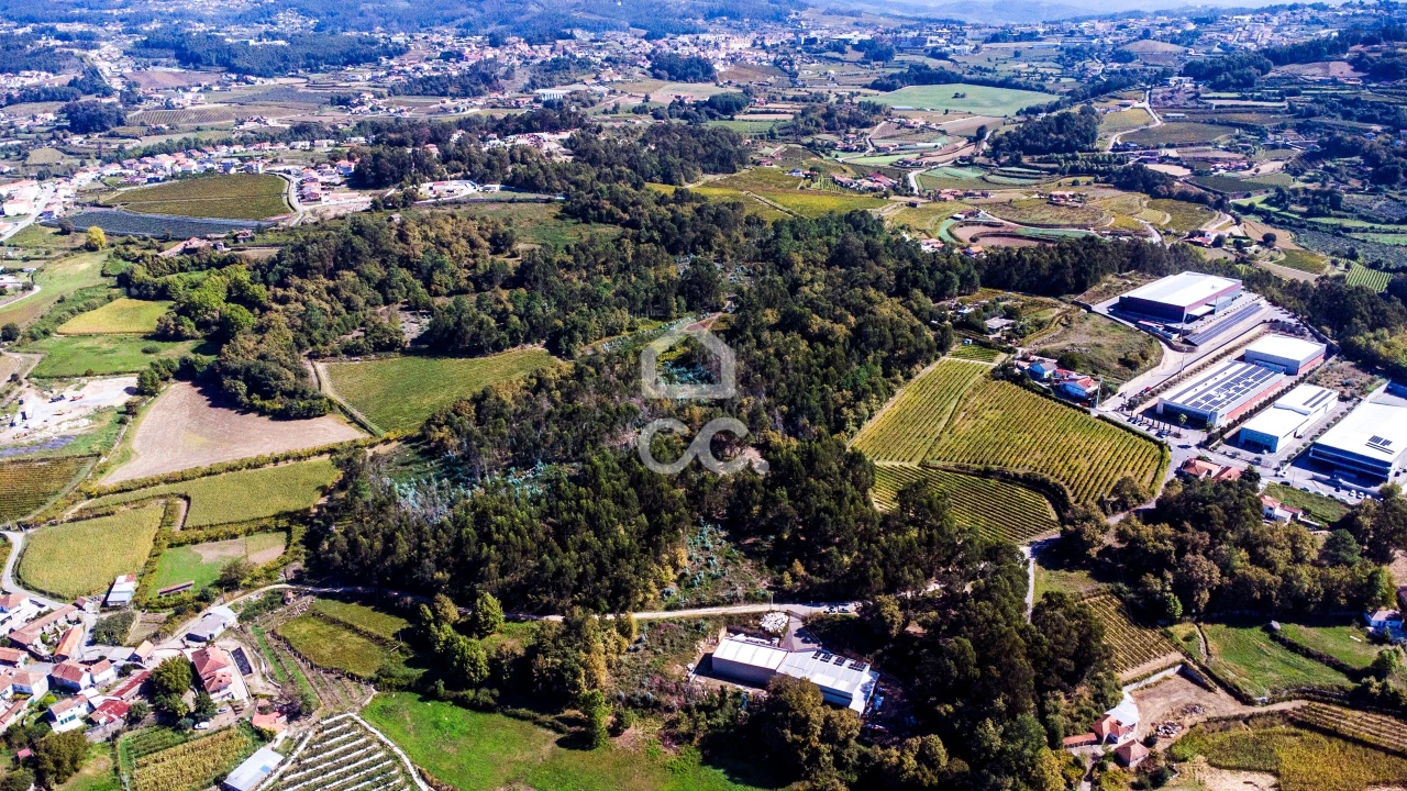 Terreno para Venda em Airães Foto 4