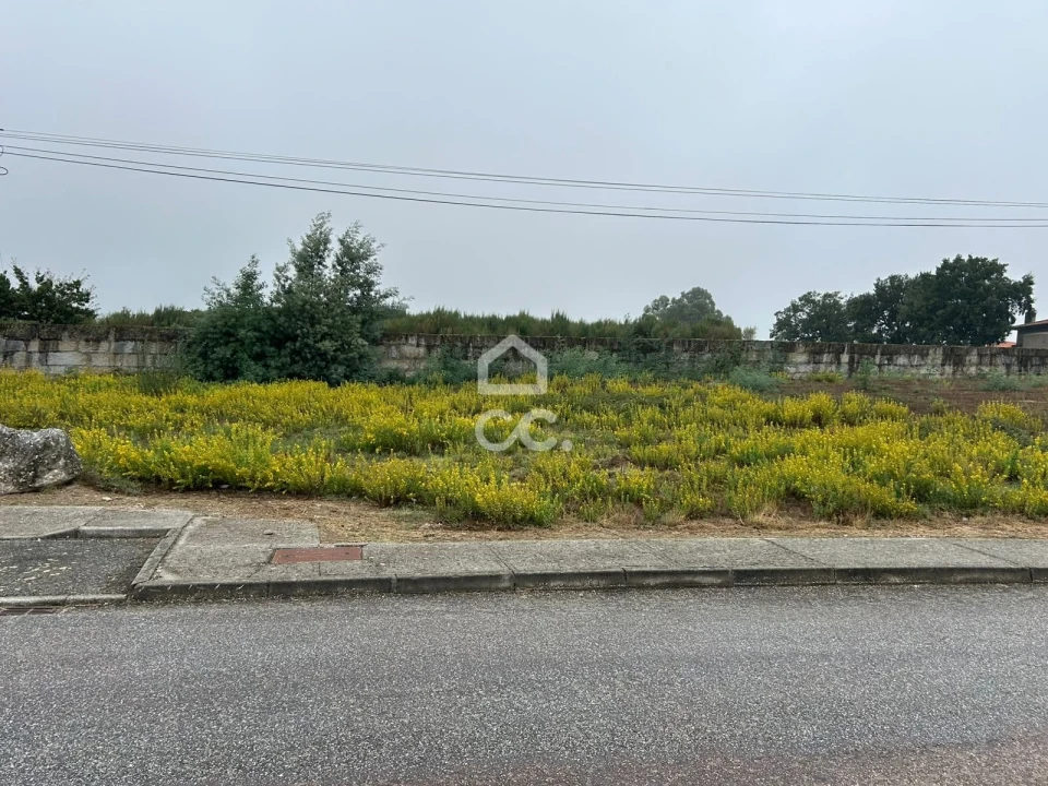 Terreno para Venda em Mangualde, Mesquitela e Cunha Alta Foto 1