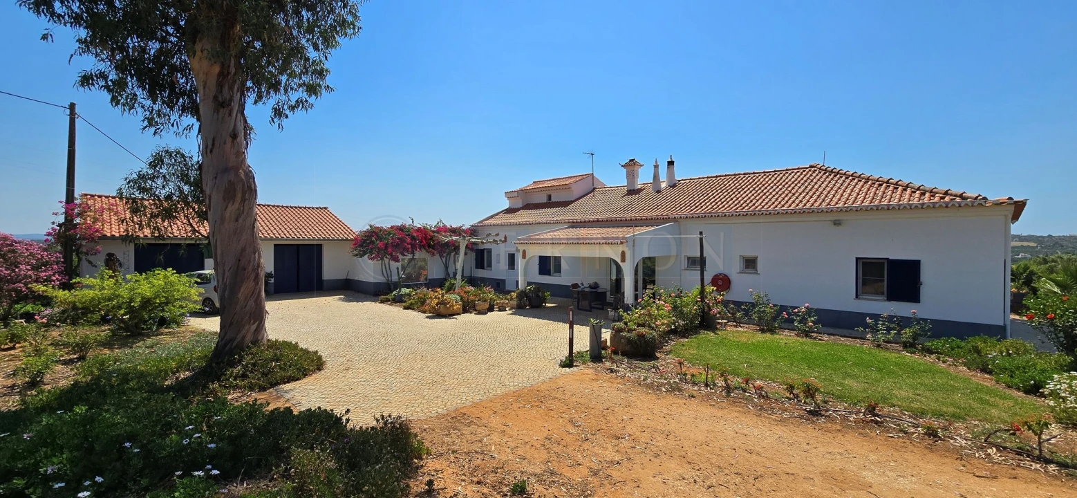 Quinta T3 para Venda em Silves Foto 1