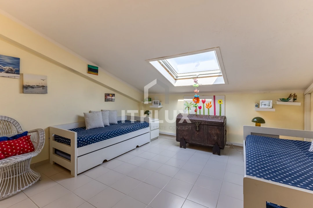 Apartamento T4 para Venda em Portimão Foto 43