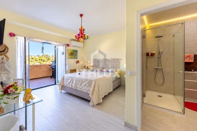 Apartamento T4 para Venda em Portimão