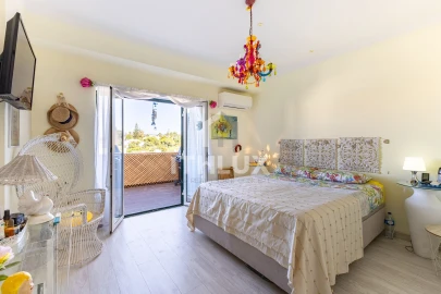 Apartamento T4 para Venda em Portimão