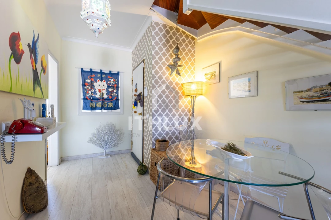 Apartamento T4 para Venda em Portimão Foto 1