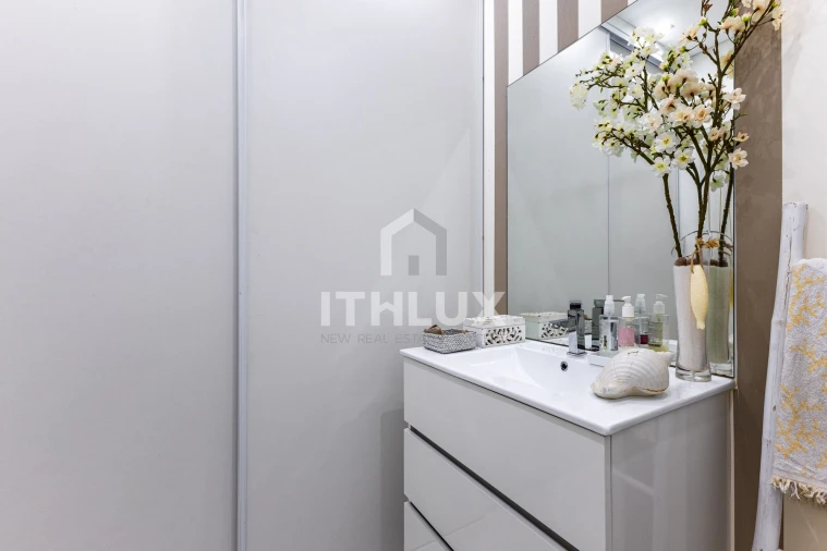 Apartamento T4 para Venda em Portimão Foto 9