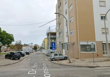 Garagem para Venda em Setubal (São Sebastião)