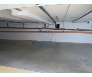 Garagem para Venda em Setubal (São Sebastião)