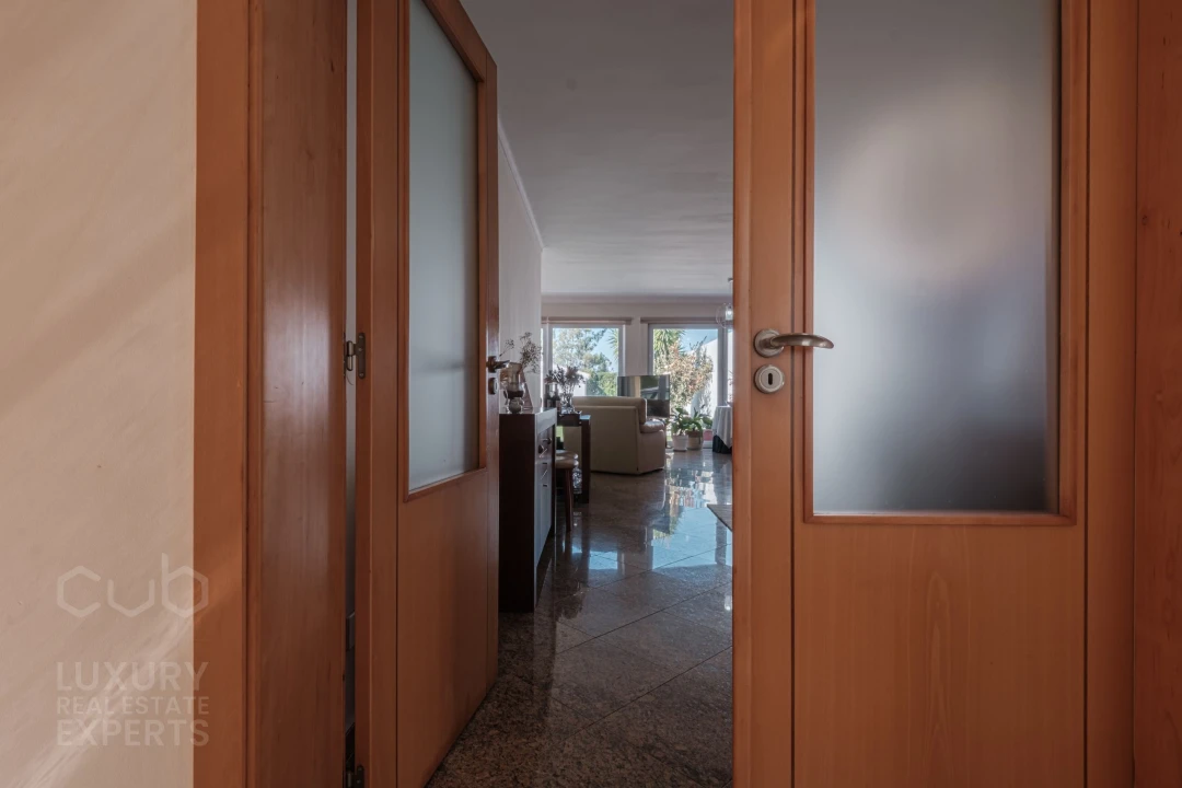 Apartamento T5 para Venda em Corroios Foto 26