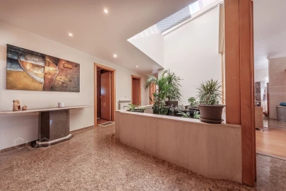 Apartamento T5 para Venda em Corroios