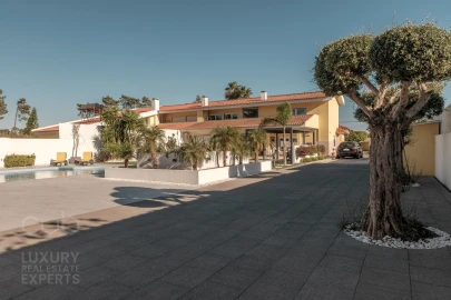 Apartamento T5 para Venda em Corroios