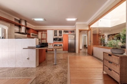 Apartamento T5 para Venda em Corroios