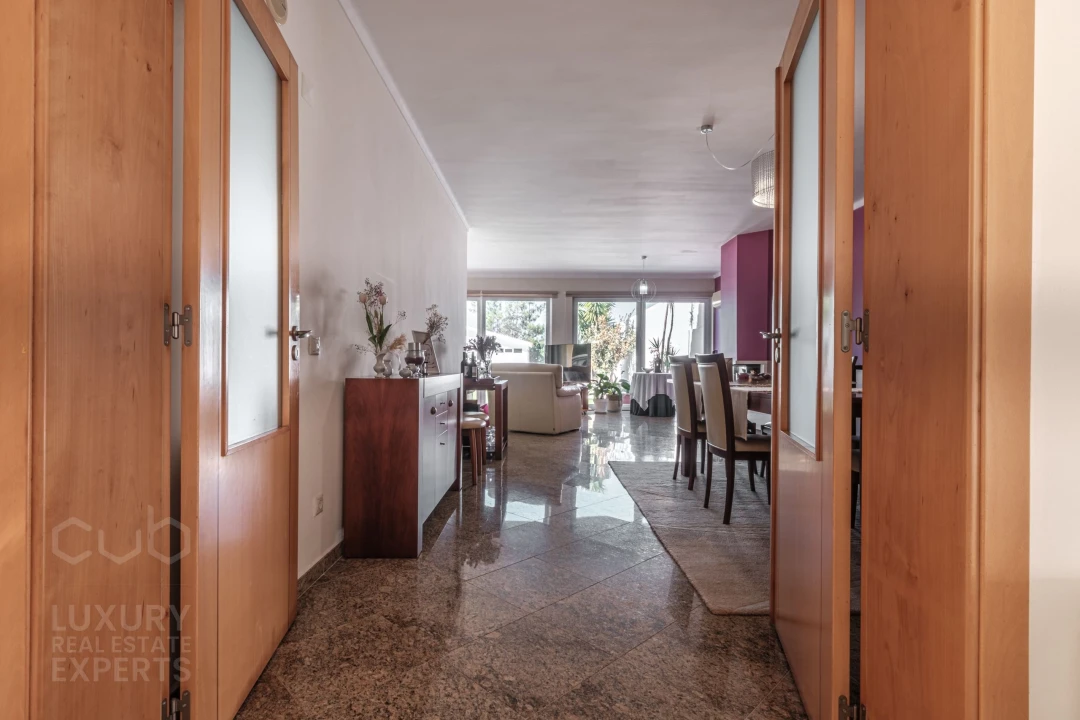 Apartamento T5 para Venda em Corroios Foto 28