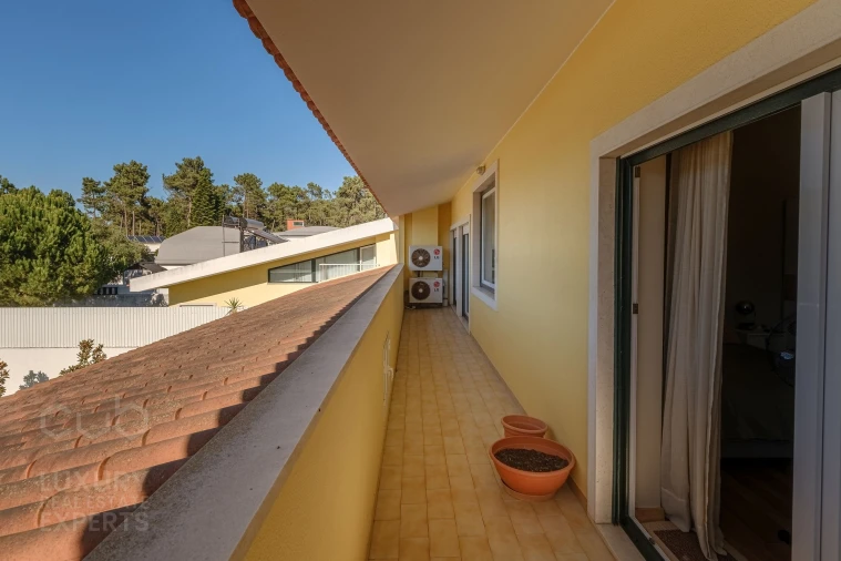 Apartamento T5 para Venda em Corroios Foto 59
