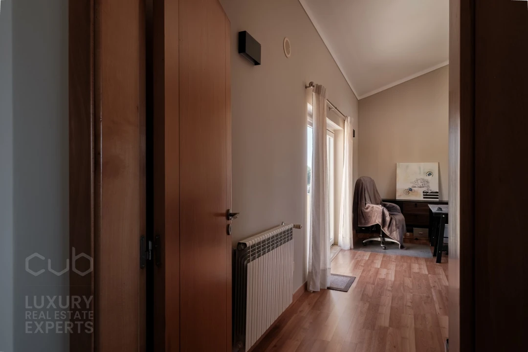 Apartamento T5 para Venda em Corroios Foto 53