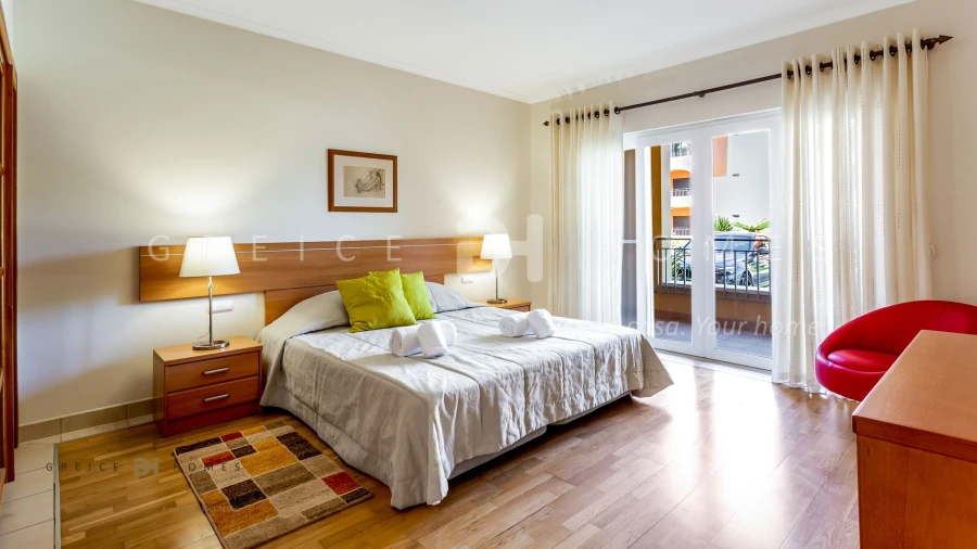 Apartamento T2 para Venda em Quarteira Foto 14