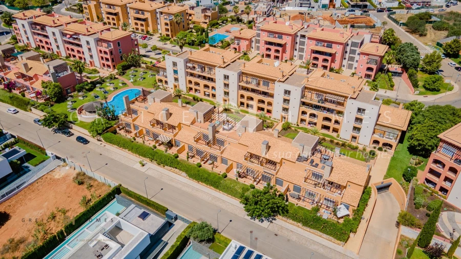 Apartamento T2 para Venda em Quarteira Foto 22