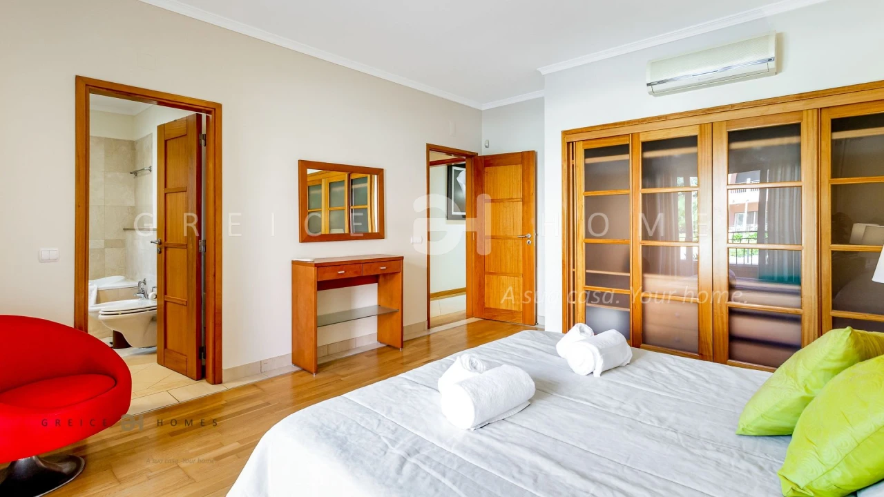 Apartamento T2 para Venda em Quarteira Foto 15