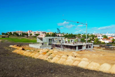 Moradia T4 para Venda em Lagos (São Sebastião e Santa Maria)